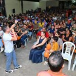 David Almeida mostra resultados da gestão durante encontro no Novo Aleixo