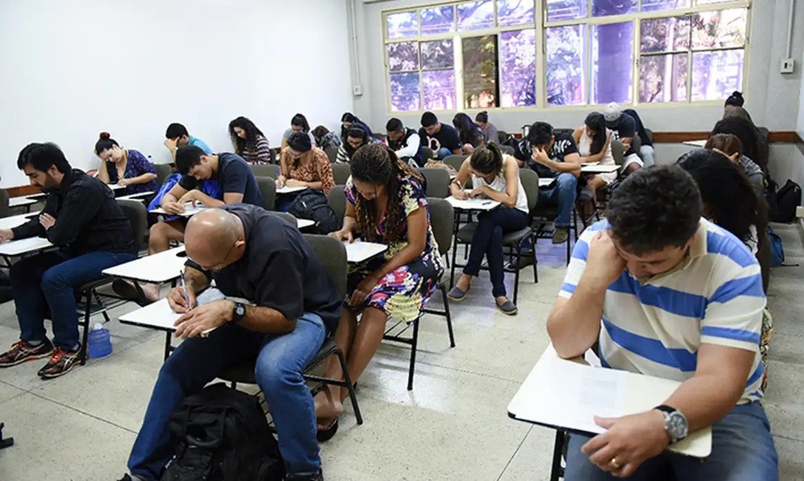 Encceja 2026: tudo sobre a prova de domingo