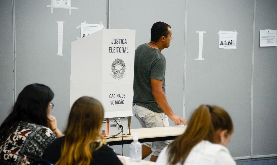 Eleições 2026: segundo turno será em 25 de outubro