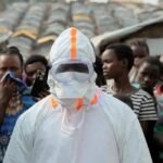 Profissionais enfrentam riscos no combate ao Ebola