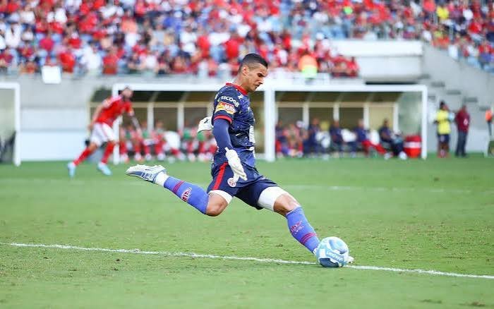 CBF fixa limite de dez segundos para substituições