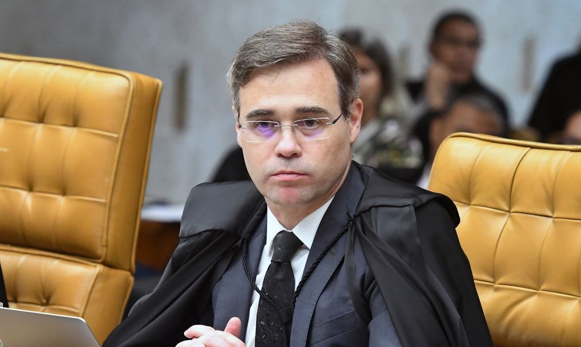 Processo de precatórios motivou conversa entre Mendonça e Vorcaro
