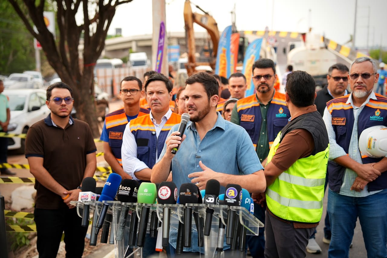 Alça do Passarão reduz percurso de motoristas na avenida Coronel Teixeira