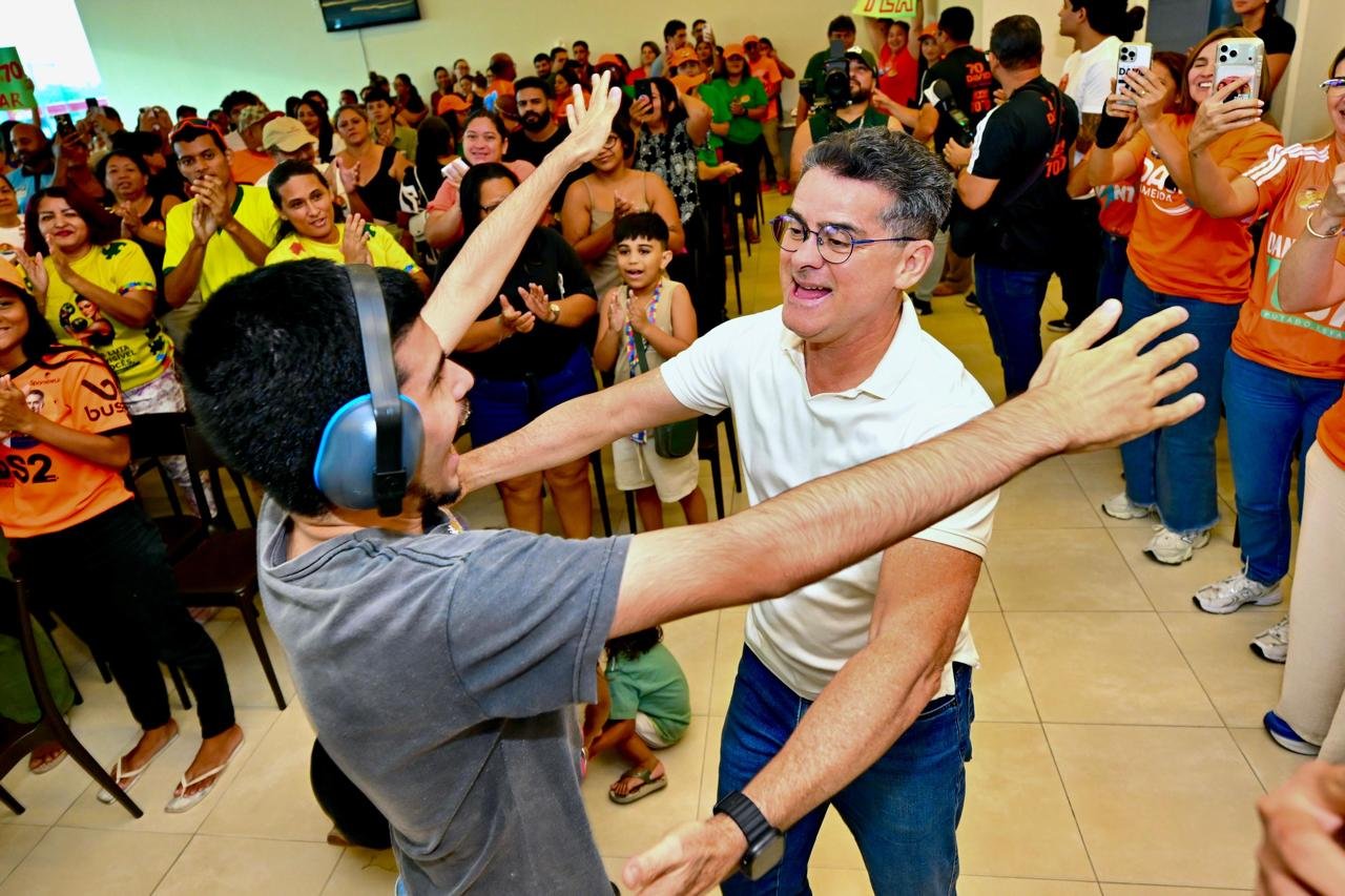 David defende cuidado integral para mães atípicas e pessoas com TEA