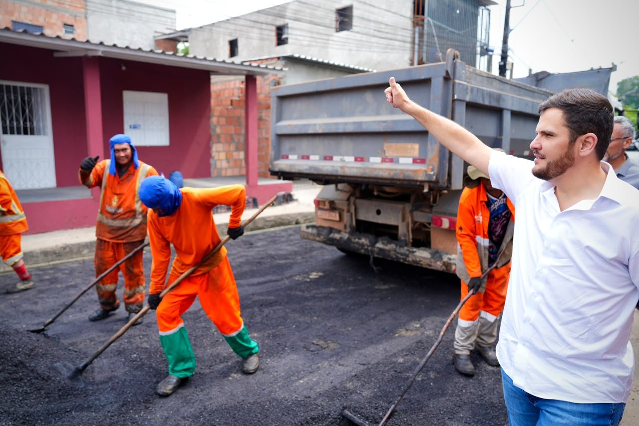 Prefeitura amplia recuperação da malha viária de Manaus