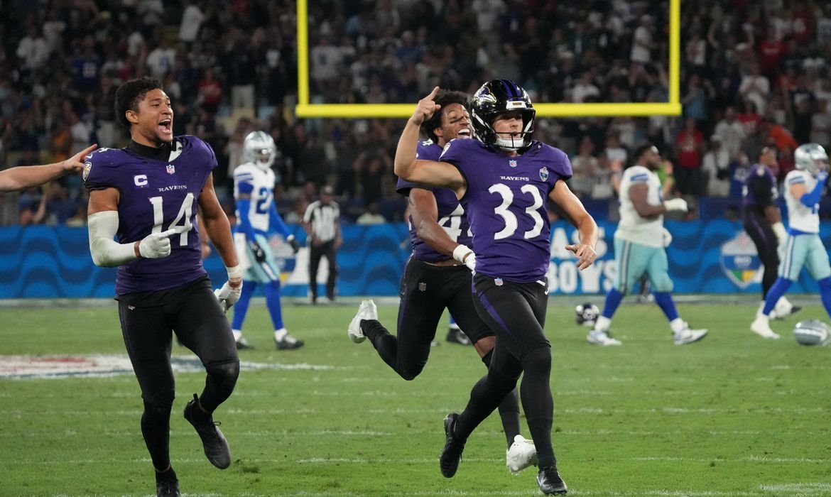 Ravens conquistam vitória dramática sobre Cowboys no Brasil