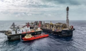 Nova descoberta reforça busca da Petrobras por reservas de petróleo