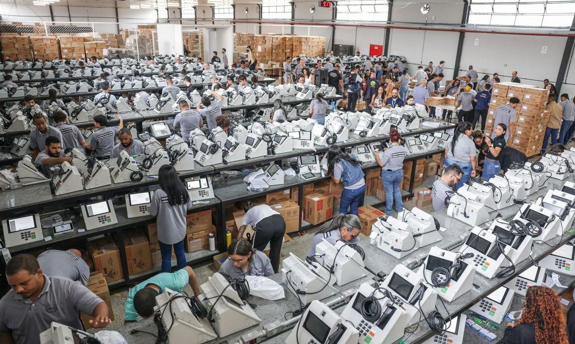 Manacapuru, Itacoatiara e Parintins lideram no interior